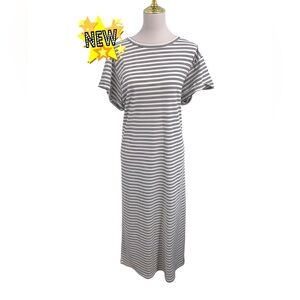 NWT. Maxi Dress .#164